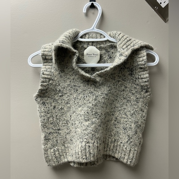 Part Two Pullover V Neck Wool Sweater - Picture 1 of 4